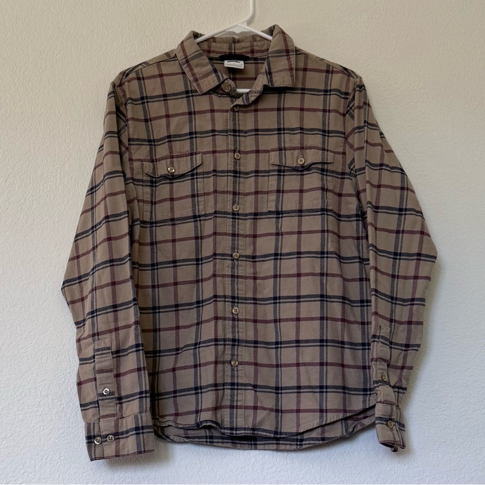 Nike SB Long Sleeve Button Front Flannel Shirt Men’s Small - Khaki